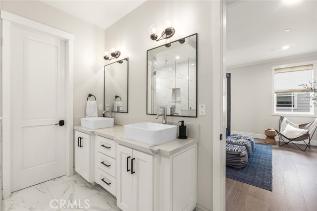 Detail Gallery Image 34 of 44 For 204 S Helberta, Redondo Beach,  CA 90277 - 4 Beds | 4 Baths