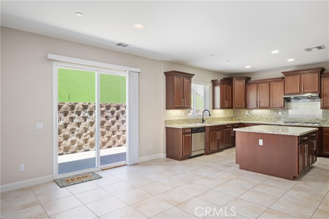 Detail Gallery Image 20 of 54 For 12221 Dewar Dr, Riverside,  CA 92505 - 4 Beds | 3 Baths