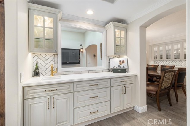 Detail Gallery Image 4 of 34 For 5342 Kenilworth, Huntington Beach,  CA 92649 - 5 Beds | 4 Baths