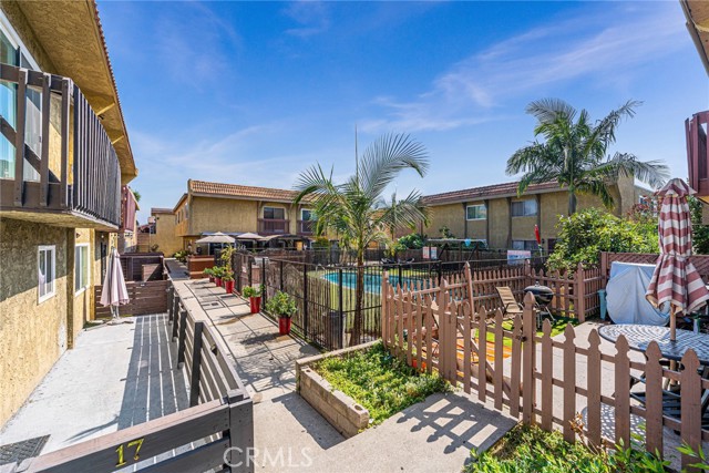 Detail Gallery Image 17 of 27 For 22718 Figueroa St #22,  Carson,  CA 90745 - 3 Beds | 2 Baths