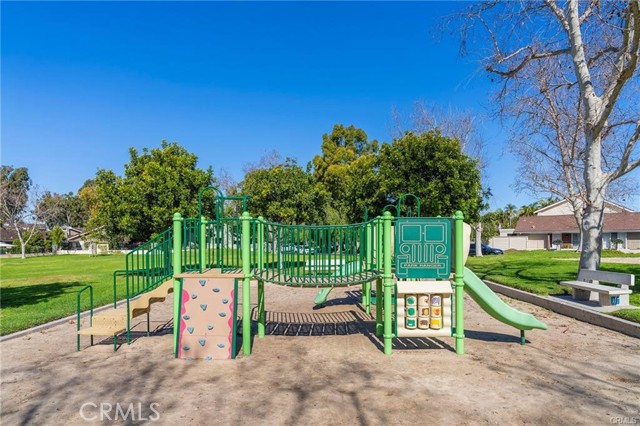 Detail Gallery Image 37 of 40 For 13 W Yale, Irvine,  CA 92604 - 3 Beds | 2/1 Baths