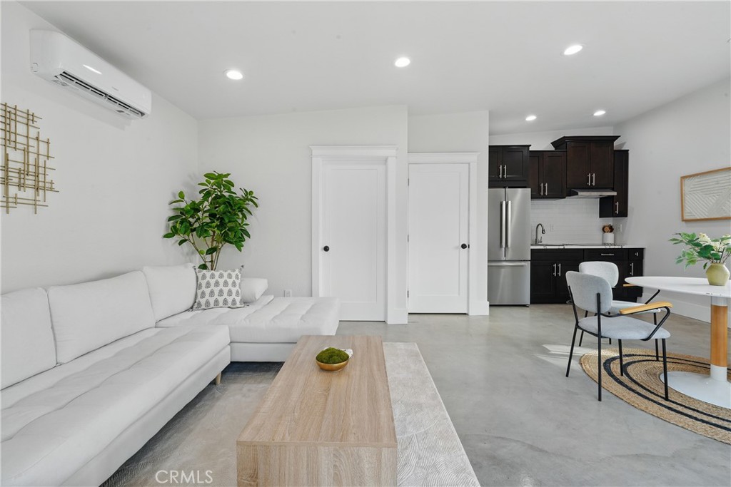 MLS #DW25230658 image #50