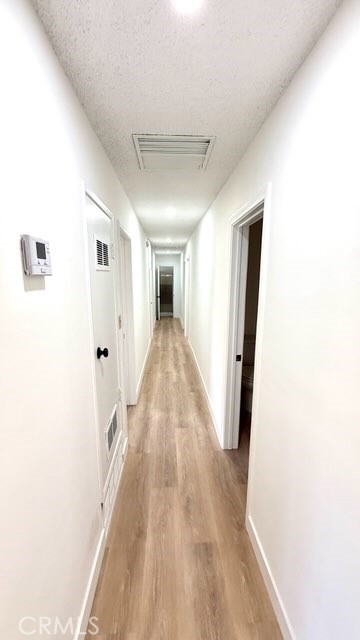 Detail Gallery Image 18 of 34 For 134 W Broadbent, Riverside,  CA 92507 - 4 Beds | 3 Baths