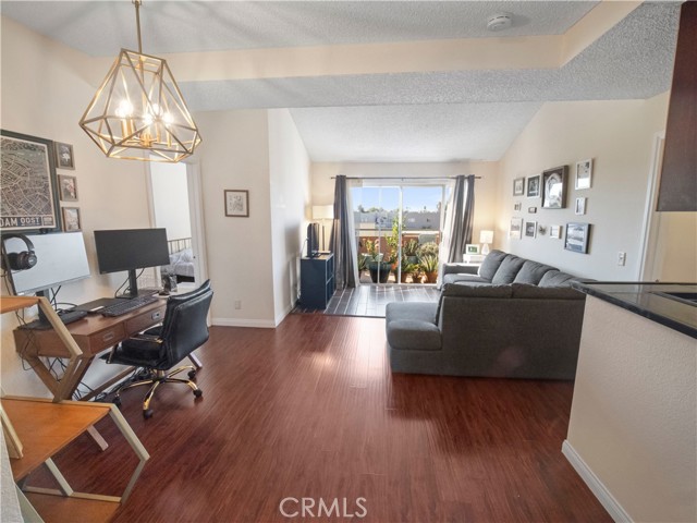 Detail Gallery Image 19 of 39 For 2507 E 15th #304,  Long Beach,  CA 90804 - 2 Beds | 2 Baths