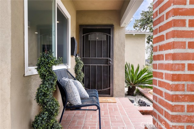 6164 Lorelei Avenue, Lakewood CA: https://media.crmls.org/medias/44b633c6-099c-4f8d-a75d-e3fb3c346ca0.jpg