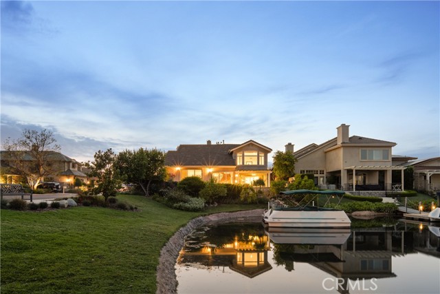 2567 Oakshore Drive, Westlake Village CA: https://media.crmls.org/medias/44b669e5-84ad-4da1-9508-308d6c9925de.jpg