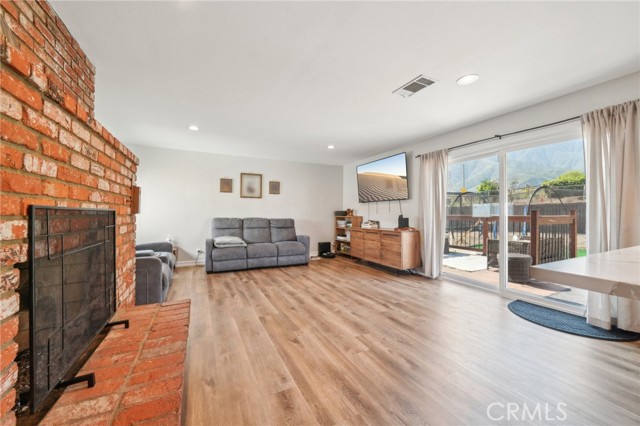 7906 Appaloosa Court, Rancho Cucamonga CA: https://media.crmls.org/medias/44b6842b-ef68-4029-aa29-f2558b4a1c5b.jpg