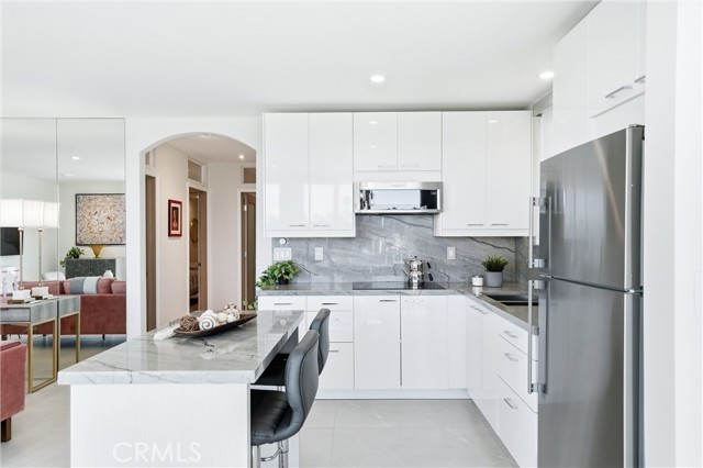 Detail Gallery Image 21 of 70 For 383 Bay Shore #203,  Long Beach,  CA 90803 - 2 Beds | 2 Baths