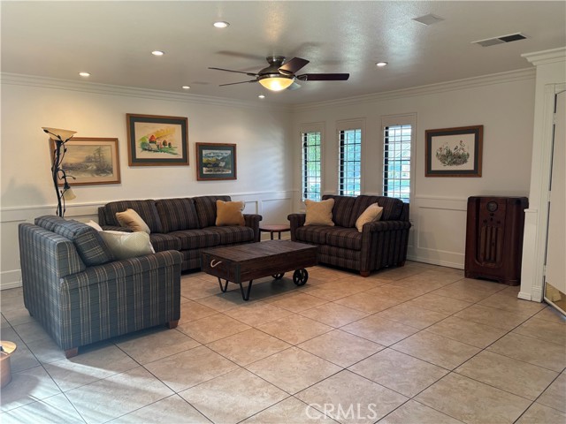 Detail Gallery Image 17 of 37 For 12997 Falcon Pl, Chino,  CA 91710 - 4 Beds | 2/1 Baths