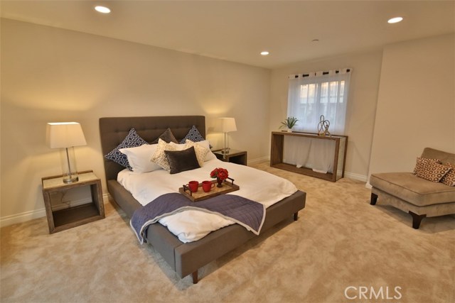 528 Francisca Avenue, Redondo Beach, California 90277, 4 Bedrooms Bedrooms, ,4 BathroomsBathrooms,Residential,Sold,Francisca,PV17030817