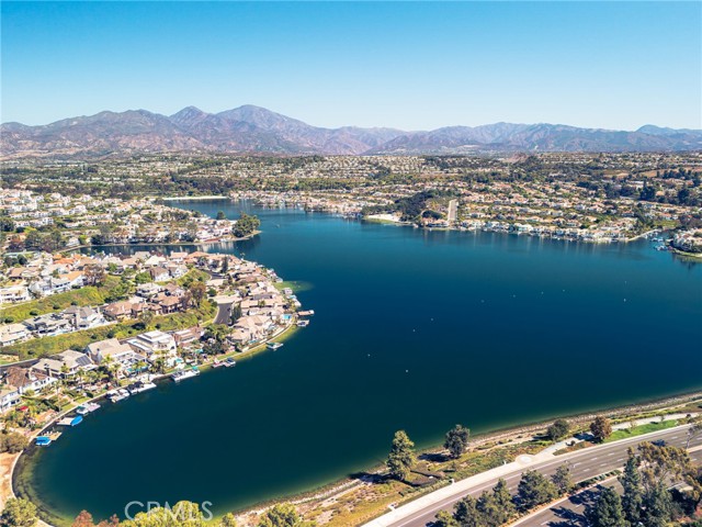 Image 51 of 53 For 22701 Foxridge