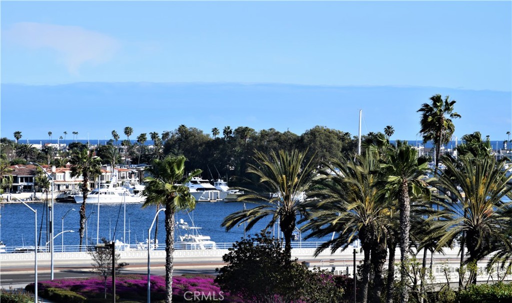 280 Cagney Lane, Newport Beach, CA 92663