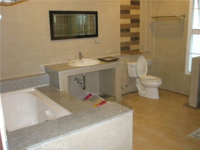 Detail Gallery Image 6 of 20 For 11 Chalong, –,  – 00002 - 4 Beds | 4 Baths