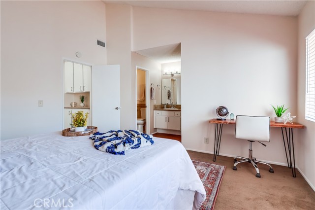 Detail Gallery Image 39 of 59 For 7302 Bright Ave #B,  Whittier,  CA 90602 - 2 Beds | 3 Baths