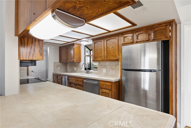 Detail Gallery Image 11 of 37 For 14825 Henderson Ave, Bakersfield,  CA 93314 - 3 Beds | 2 Baths