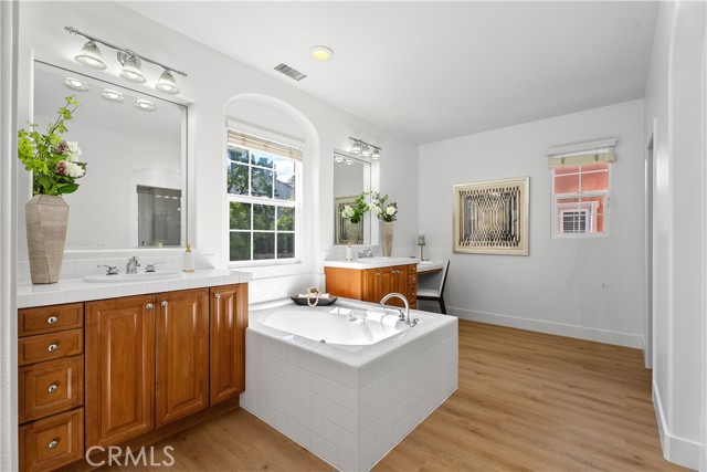 Detail Gallery Image 23 of 74 For 102 Lattice, Irvine,  CA 92603 - 4 Beds | 2/1 Baths