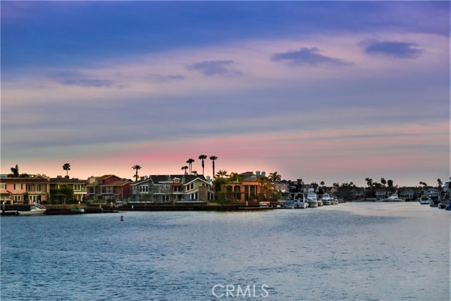 Detail Gallery Image 30 of 34 For 16391 Forest Hills Ln, Huntington Beach,  CA 92649 - 3 Beds | 2/1 Baths