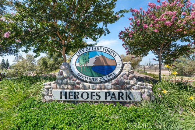 25496 Coral Wood Street, Lake Forest CA: https://media.crmls.org/medias/44bc53b3-4b09-4321-b50b-efb24e0f3977.jpg