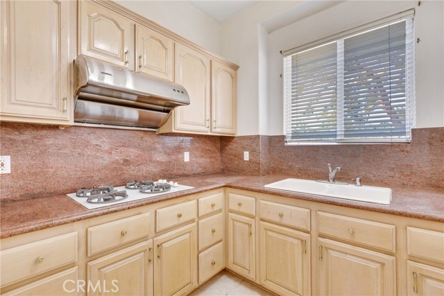 134 E Las Flores Ave, Arcadia CA: https://media.crmls.org/medias/44bcddd3-c688-4cc4-ad78-b42622a90d64.jpg