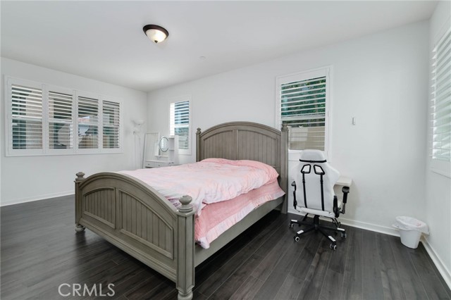 13855 Clearwater Avenue, Chino CA: https://media.crmls.org/medias/44bd8d09-4102-472a-ab83-7ed44a3b07b5.jpg