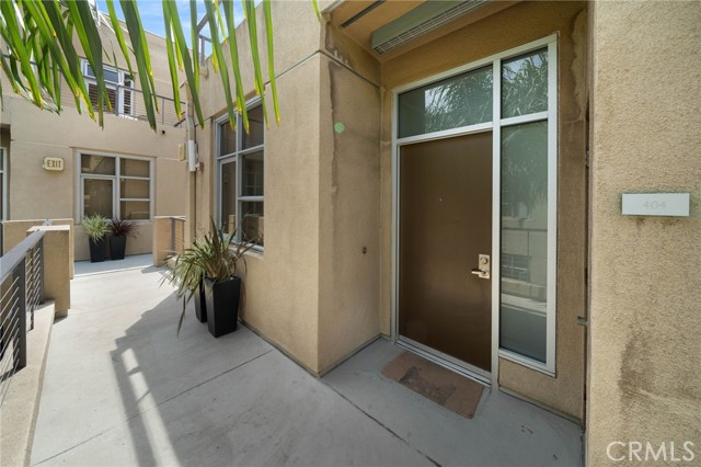 133 The N, Long Beach CA: https://media.crmls.org/medias/44bdbe52-0fec-41eb-ab06-5c2b88ba0b0b.jpg