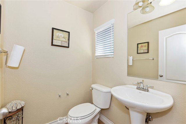 Detail Gallery Image 17 of 41 For 13168 Banning St, Victorville,  CA 92392 - 5 Beds | 3/1 Baths