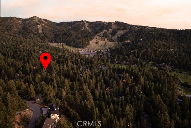893 Silver Tip Drive, Big Bear CA: https://media.crmls.org/medias/44c02187-68c5-4a75-83ae-9ada83a5ccfd.jpg