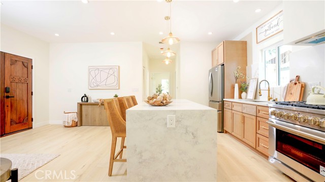 17698 Locust Street, Fountain Valley CA: https://media.crmls.org/medias/44c1a67b-9959-45f1-899a-a7a27aa8a647.jpg
