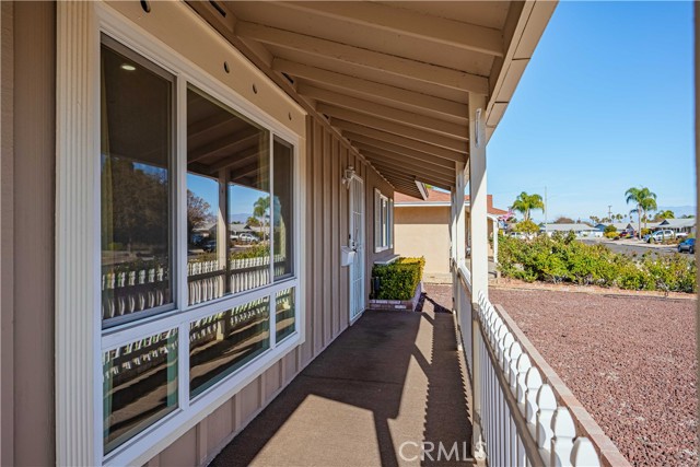 Detail Gallery Image 4 of 28 For 28781 Glen Oaks Dr, Menifee,  CA 92586 - 2 Beds | 1 Baths