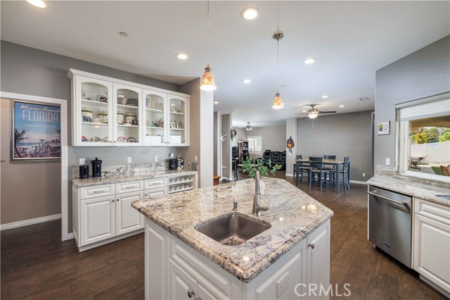Detail Gallery Image 46 of 75 For 4133 Rogers Ln, Spring Valley,  CA 91977 - 4 Beds | 4 Baths