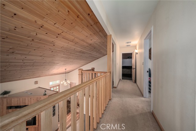 14274 Regina Way, Cobb CA: https://media.crmls.org/medias/44c3a9a9-0d81-465f-9cd8-5687458b6819.jpg