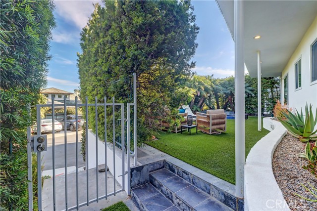 Detail Gallery Image 46 of 75 For 134 Crescent Bay Dr, Laguna Beach,  CA 92651 - 4 Beds | 3/1 Baths