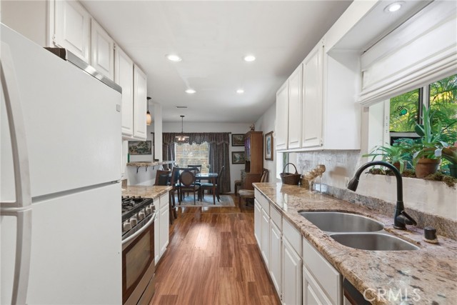 Detail Gallery Image 6 of 17 For 3632 W 157th St, Lawndale,  CA 90260 - 3 Beds | 1 Baths