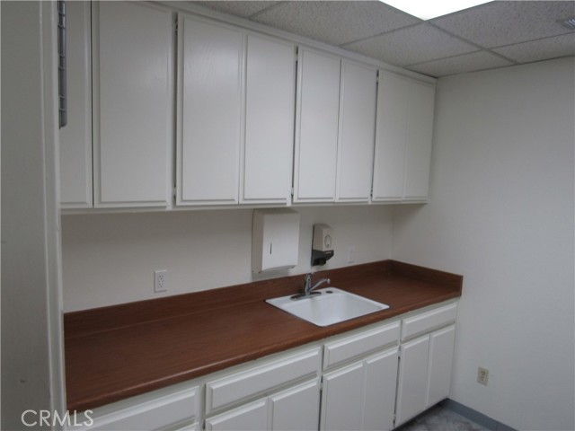  Commercial for Sale in Apple Valley, California