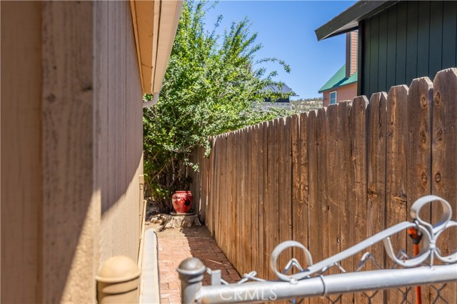 Detail Gallery Image 16 of 16 For 2163 5th Ln, Big Bear City,  CA 92314 - 2 Beds | 1 Baths