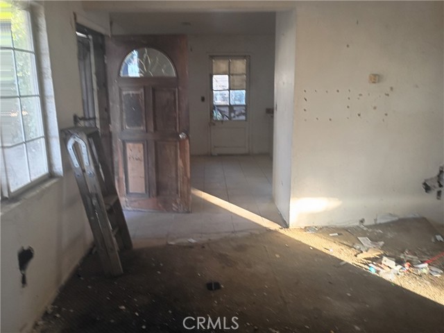 Detail Gallery Image 16 of 29 For 23983 E Central, San Bernardino,  CA 92408 - 3 Beds | 1 Baths