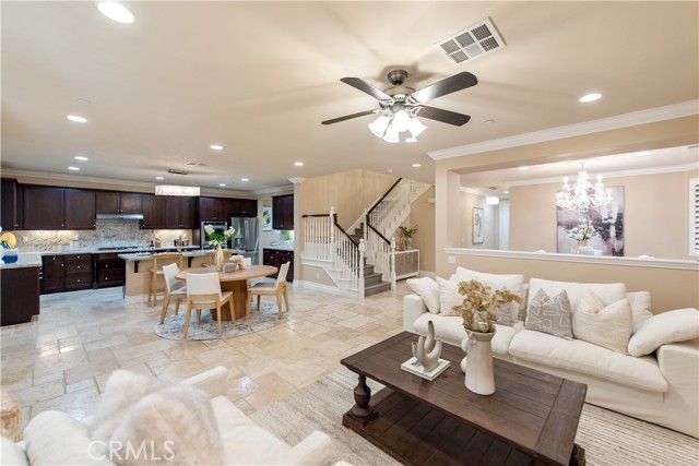 Detail Gallery Image 6 of 37 For 3 Silver Spruce Ct, Lake Forest,  CA 92630 - 5 Beds | 4 Baths