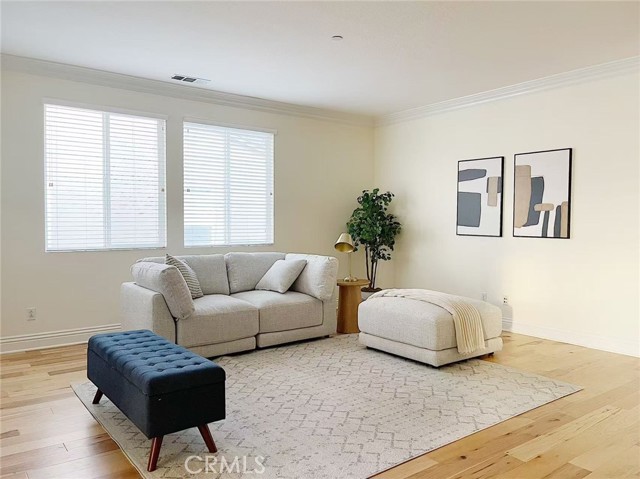 Detail Gallery Image 7 of 39 For 16393 Fox Valley Dr, San Diego,  CA 92127 - 4 Beds | 3/1 Baths