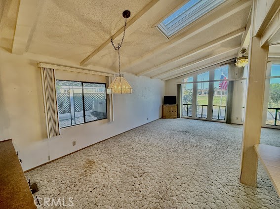 601 N Kirby Street, Hemet CA: https://media.crmls.org/medias/44c7e95b-c55e-4b3e-acd6-34236baa6c63.jpg