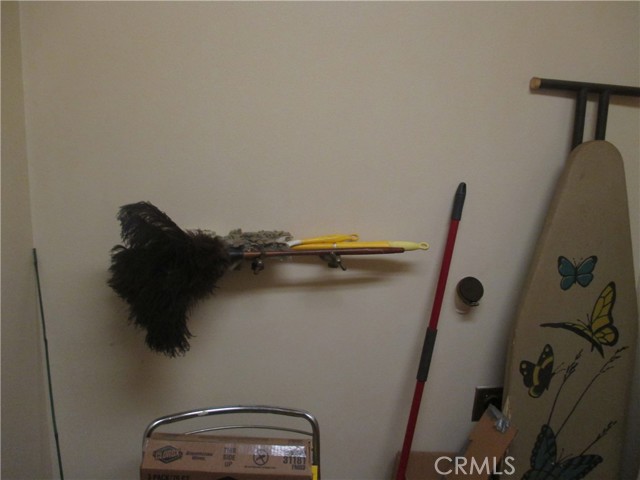 15 Hide A Way Road, Oroville CA: https://media.crmls.org/medias/44c8542c-097d-4b77-853e-43f1021ca1b1.jpg