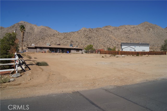 0 Carlisle Rd, Apple Valley, California 92307, ,Land,For Sale,0 Carlisle Rd,CRPF22219723