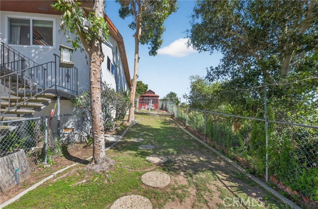 Detail Gallery Image 12 of 69 For 1528 York Dr, Vista,  CA 92084 - 3 Beds | 2 Baths