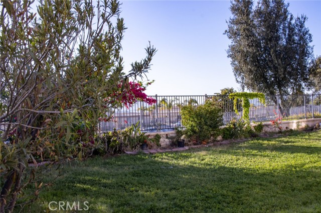 26412 Clydesdale Lane, Moreno Valley CA: https://media.crmls.org/medias/44cc1942-01f7-42fa-bade-a1b9c526f816.jpg
