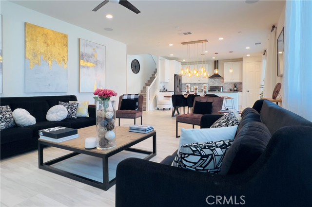 45617 6th E Street, Lancaster CA: https://media.crmls.org/medias/44ccc5d3-1ca0-41dc-86fb-6b807d109415.jpg