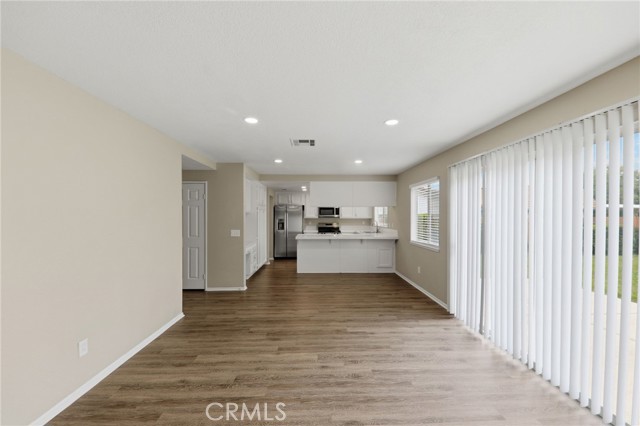 Detail Gallery Image 10 of 42 For 24808 Half Dome Ct, Murrieta,  CA 92562 - 4 Beds | 3 Baths