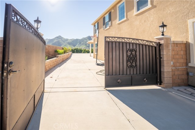 Detail Gallery Image 45 of 64 For 21047 Iron Rail, Riverside,  CA 92507 - 5 Beds | 2/1 Baths