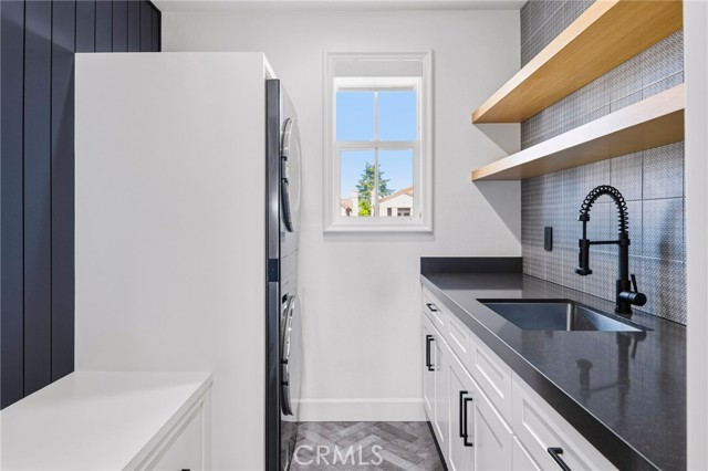 Image 31 of 55 For 21 Portmarnoch Court