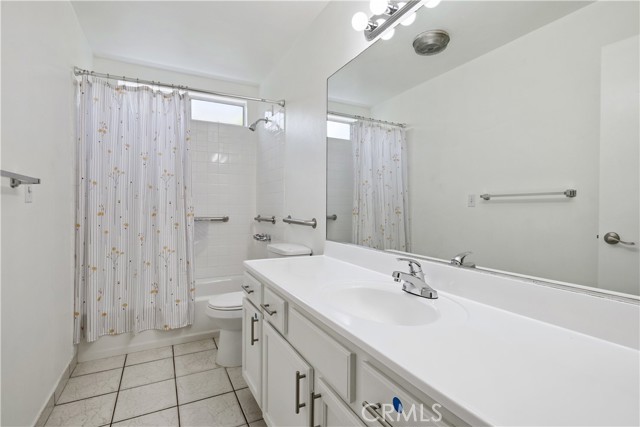 18627 Arminta Street, Reseda CA: https://media.crmls.org/medias/44ce43f4-a270-4a41-a624-4500a60c2a88.jpg