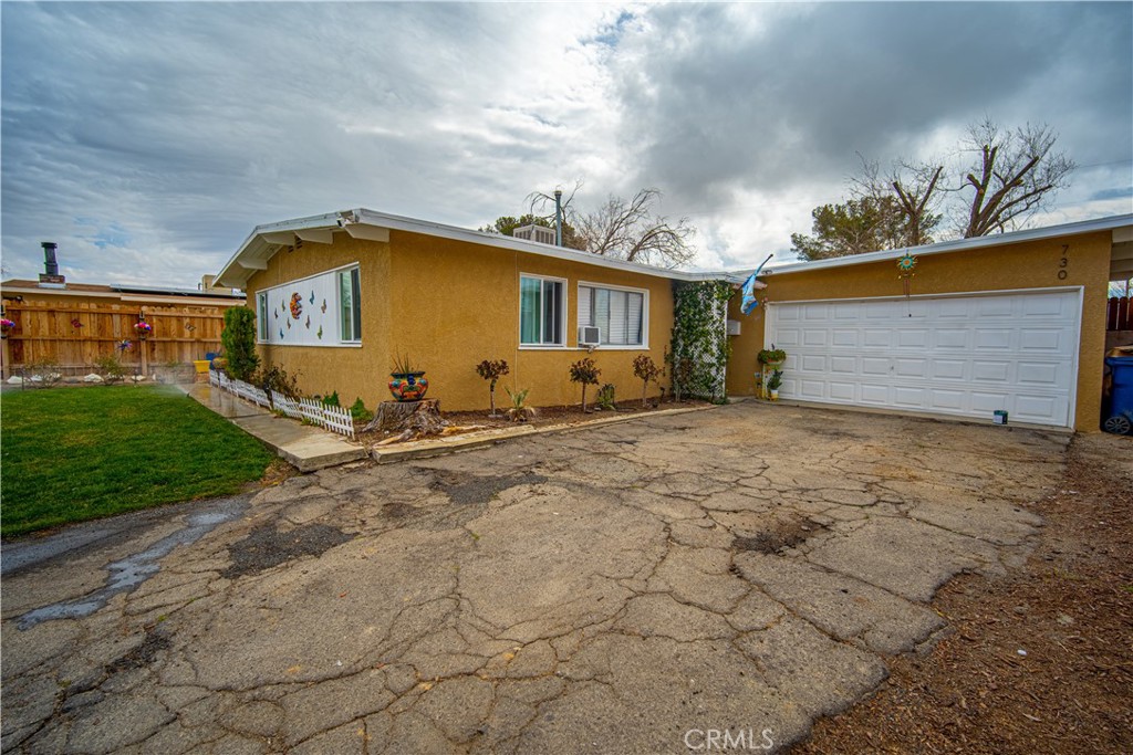 730 W Ave H12, Lancaster, CA 93534