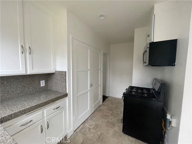 Image 16 of 55 For 2221 Granada Avenue